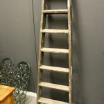 820 3085 STEPLADDER